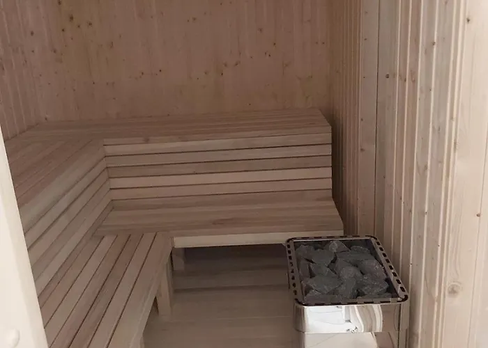 Dom Na Koncu Swiata Ostrowite Sauna I Ruska Bania Prázdninový dům Ostrowite (Chojnice)